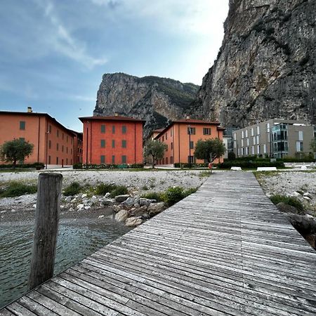 Dv Garda Suite Campione del Garda Exterior photo